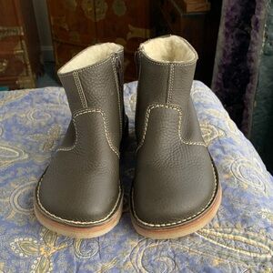 Duckfeet Oliven Leather + Wool-lines Ankle Boots